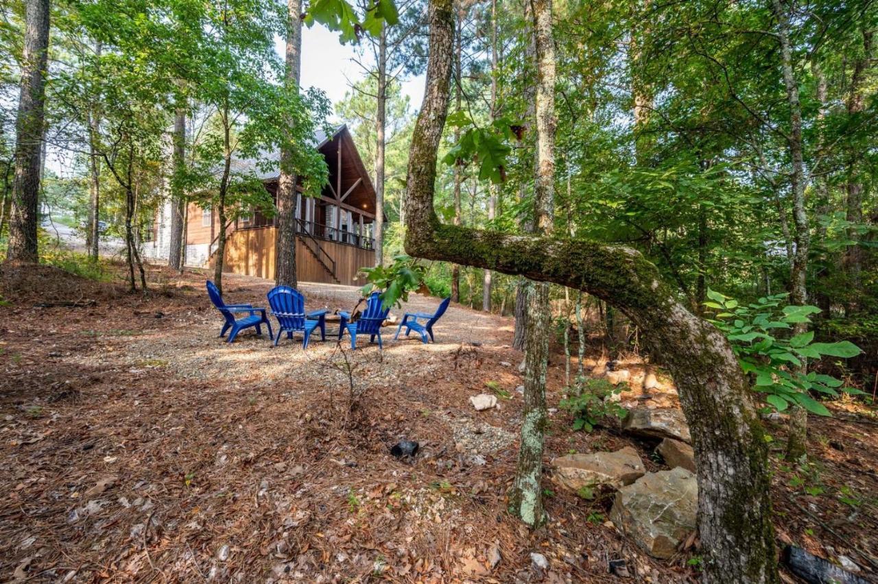 Stunning Luxury Cabin W Hot Tub And Fire Pit Holy Shiplap Is Perfect Romantic Couples Getaway Брокен-Боу Екстер'єр фото